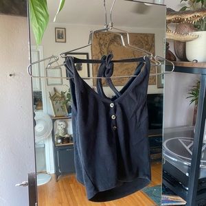 Button halter top